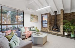 15 Lalor Place, Kalamunda, WA 6076