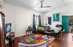 52 Mclennan Street, Woody Point, Qld 4019