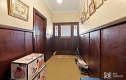 10 Marsh Street, Armidale, NSW 2350