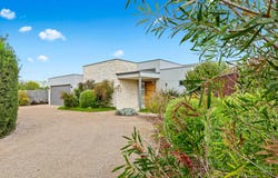 17 Daniella Crt, St Andrews Beach, Vic 3941
