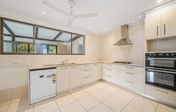 1 Lake Street, Crescent Head, NSW 2440