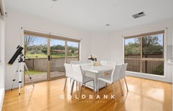 3/7 Redleap Court, Endeavour Hills, Vic 3802