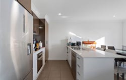 27/3 Broadleaf Parade, Redbank, Qld 4301