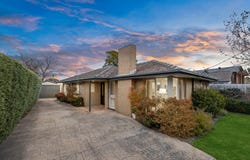10 Lord Avenue, Dingley Village, Vic 3172