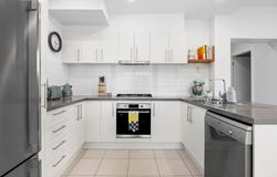 2/119 Austin Road, Seaford, Vic 3198