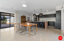 4 Hereford Drive, Ascot, Vic 3551