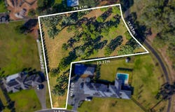 13 Pennard Crescent, Luddenham, NSW 2745