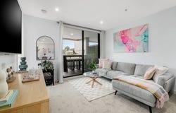302/1088 Stud Road, Rowville, Vic 3178