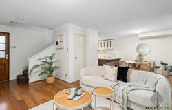 10/292 Harborne Street, Glendalough, WA 6016