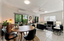 Unit 2/135 Reid Road, Wongaling Beach, Qld 4852