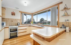 85 Mission Hill Road, Penguin, Tas 7316