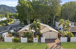 1 Whitehaven Court, Clifton Beach, Qld 4879