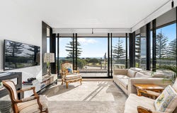 202/21 Freeman Loop, North Fremantle, WA 6159