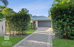 1 MacArthur Close, Palm Cove, Qld 4879