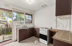 3/33 Begonia Avenue, Bayswater, Vic 3153