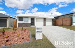 13 Rural Street, Park Ridge, Qld 4125