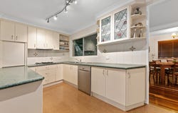 176 White Street, Graceville, Qld 4075