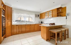 43 Strathnaver Avenue, Strathmore, Vic 3041