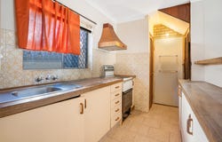 6/150 Frank Street, Labrador, Qld 4215