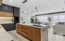 23 Emilia Circuit, Fraser Rise, Vic 3336
