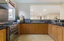 506 Gregory Street, Soldiers Hill, Vic 3350