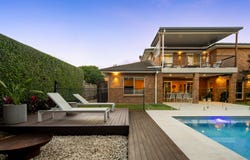 7 Grange Place, Moggill, Qld 4070