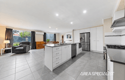 15 Cullen Drive, Lang Lang, Vic 3984