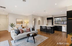 1/87 Lincoln Road, Croydon, Vic 3136