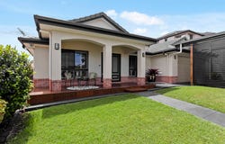 12 Capella Place, Bridgeman Downs, Qld 4035