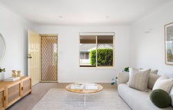 2/1 Rose Street, Merewether, NSW 2291