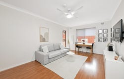 2/35-37 Nelson Street, Penshurst, NSW 2222