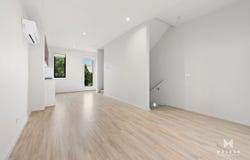 24/11 Troward Harvey Way, Craigieburn, Vic 3064