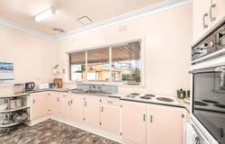 18 Cresser Street, Altona North, Vic 3025