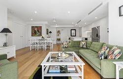 205/4 Twenty First Avenue, Palm Beach, Qld 4221