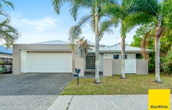 2 Oakville Parade, Trinity Park, Qld 4879