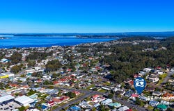 38 Floraville Road, Belmont North, NSW 2280