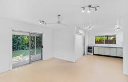 39 Enmore Street, Manoora, Qld 4870