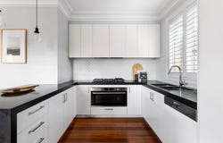 2/58 Willesden Road, Hughesdale, Vic 3166