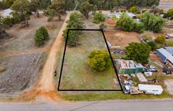 13 Mandamah Street, Beckom, NSW 2665