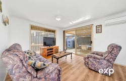 17 Oakwood Circuit, Munno Para West, SA 5115