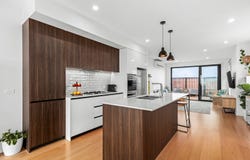 5 McLean Street, Torquay, Vic 3228