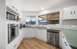19 Westfield Drive, Westbrook, Qld 4350
