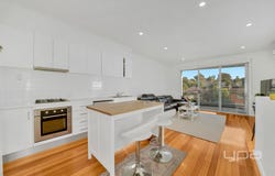 1/662 PASCOE VALE Road, Oak Park, Vic 3046