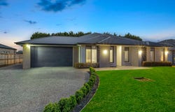 296 Riverwood Drive, Junction Village, Vic 3977
