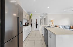 35 Newry Trail, Smithfield, Qld 4878