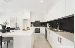 2/68 Adderton Road, Carlingford, NSW 2118