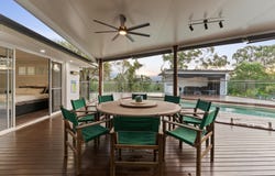 32 Oregon Way, Oxenford, Qld 4210