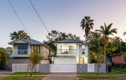 64 Oxley Station Road, Oxley, Qld 4075