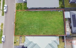 16 Mortlock Road, Cameron Park, NSW 2285