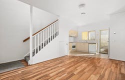 10 Calwell Street, Kensington, Vic 3031